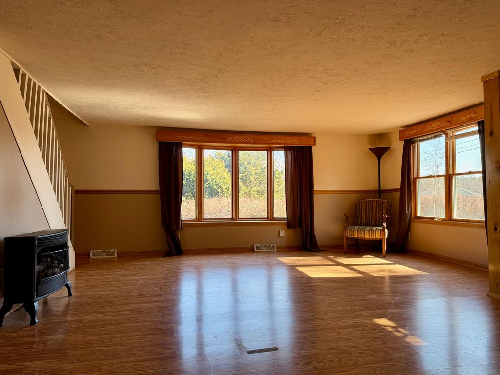 Photo of 6540 E 200 S, Knox, IN 46534 (MLS # 834213)