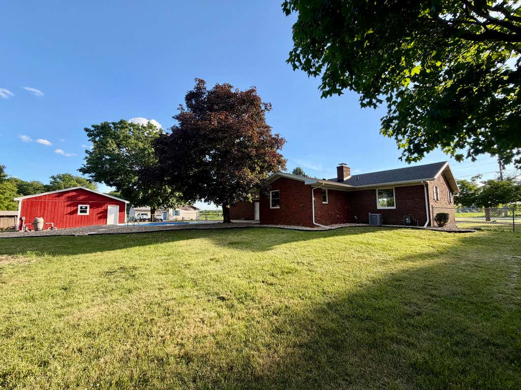 Photo of 100 S 500 W, La Porte, IN 46350 (MLS # 840922)