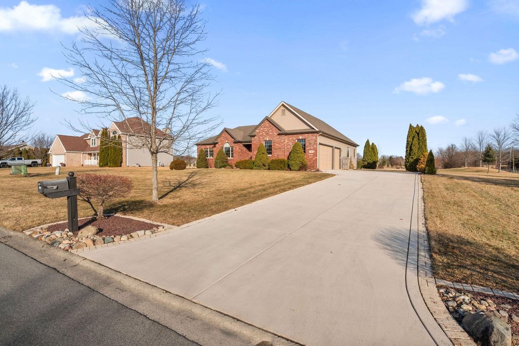 Photo of 15283 Durbin Street, Crown Point, IN 46307 (MLS # 834181)