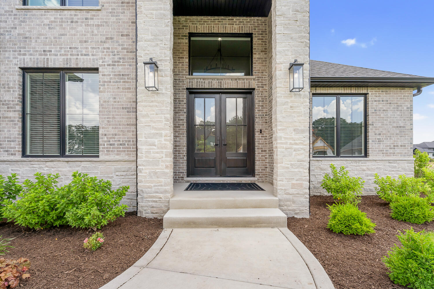 9533 Tall Grass Trail