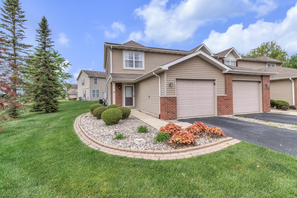 Photo of 883 Flagstone Drive, Dyer, IN 46311 (MLS # 843527)