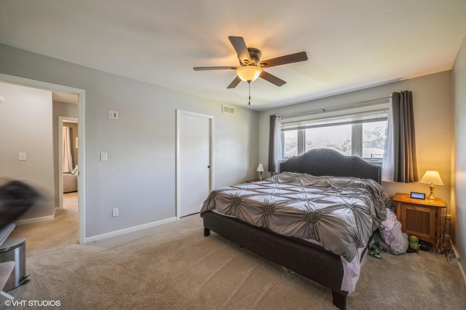 1711 W 95th Court