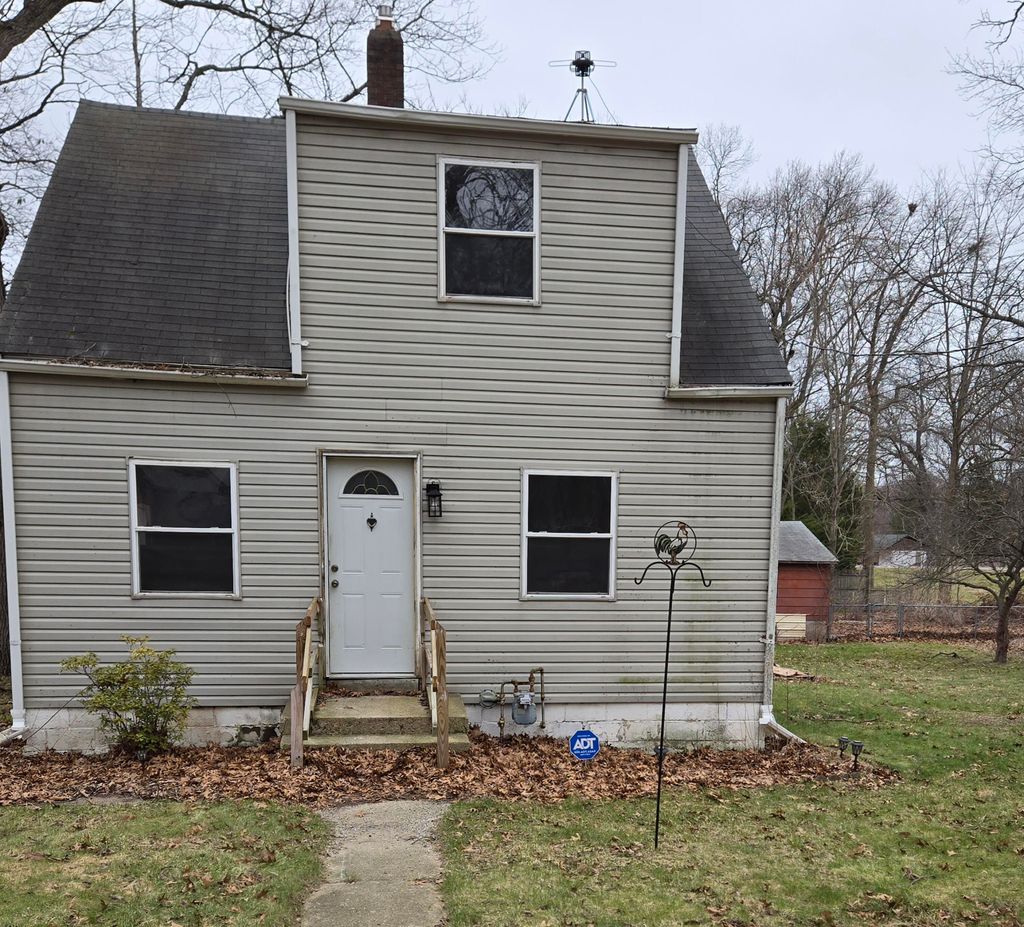 Photo of 1505 Ardendale Avenue, Michigan City, IN 46360 (MLS # 836101)