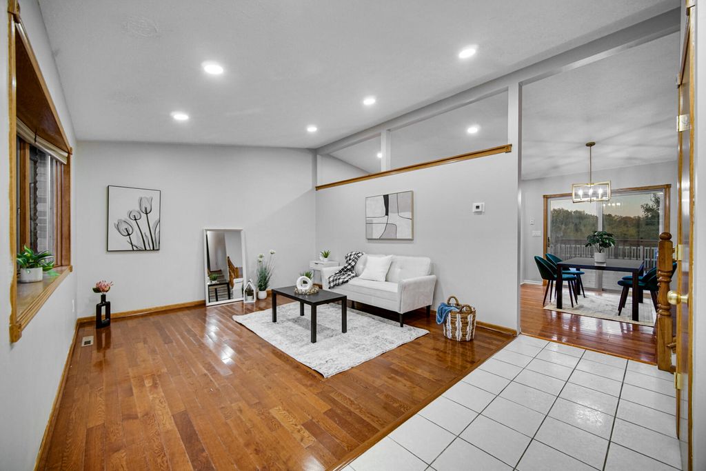 Photo of 1409 Independence Drive, Hobart, IN 46342 (MLS # 832204)