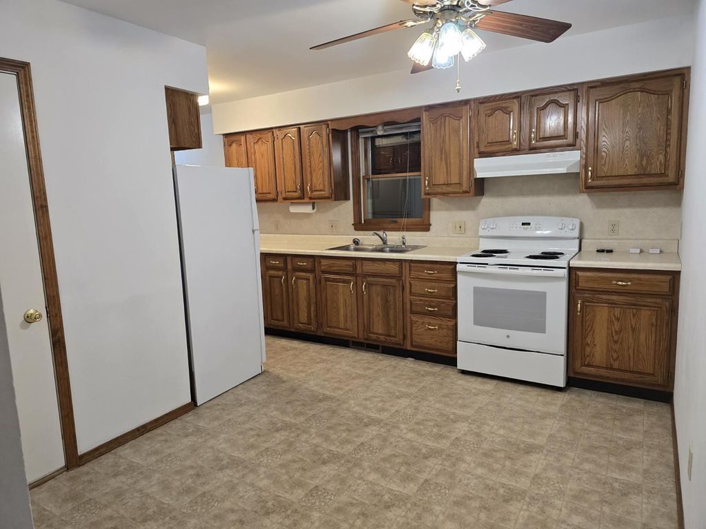 Photo of 300-1 E Alyea Street, Hebron, IN 46341 (MLS # 832617)