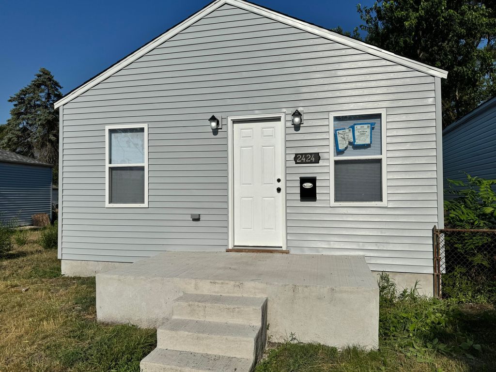 Photo of 2424 Maryland Street, Gary, IN 46407 (MLS # 834267)