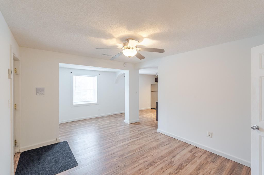 Photo of 361 Locust Street #3, Valparaiso, IN 46383 (MLS # 837109)