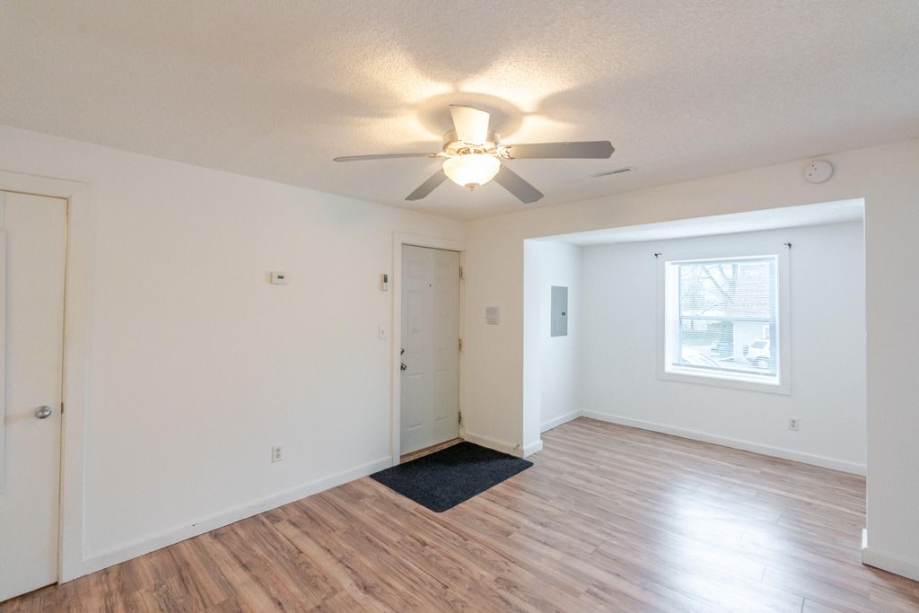 Photo of 361 Locust Street #3, Valparaiso, IN 46383 (MLS # 837109)