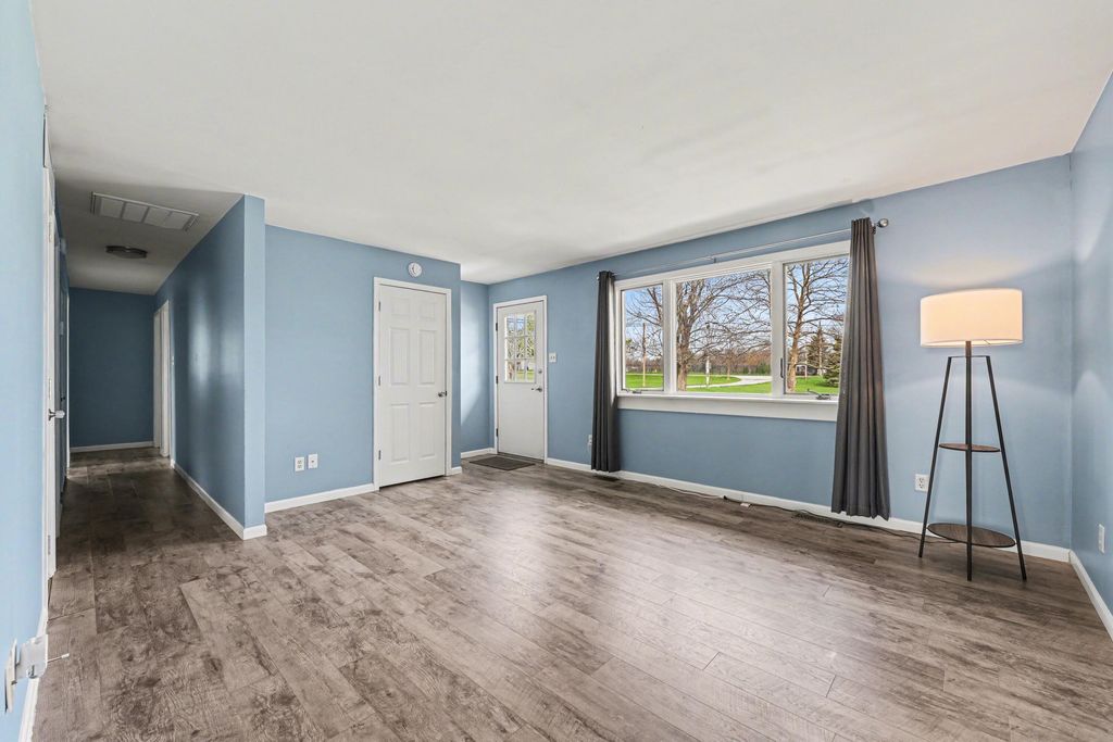 Photo of 275 S State Road 2, Hebron, IN 46341 (MLS # 836712)