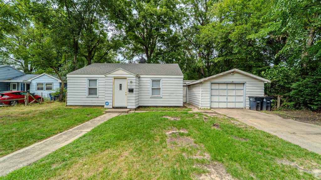 Photo of 440 Cole Court, Michigan City, IN 46360 (MLS # 843660)