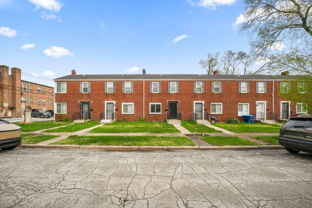 Photo of 521 Taney Street, Gary, IN 46404 (MLS # 843964)
