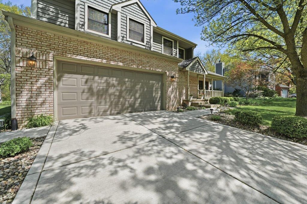 Photo of 105 Andover Drive, Valparaiso, IN 46383 (MLS # 838718)