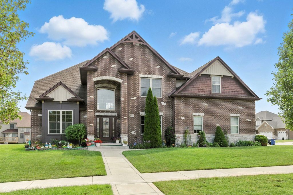 Photo of 9875 Aster Cove, Saint John, IN 46373 (MLS # 832759)