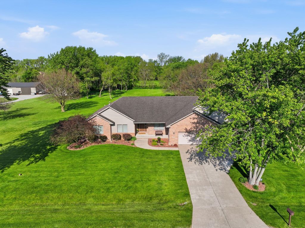 Photo of 17350 Mckinley Place, Lowell, IN 46356 (MLS # 838921)