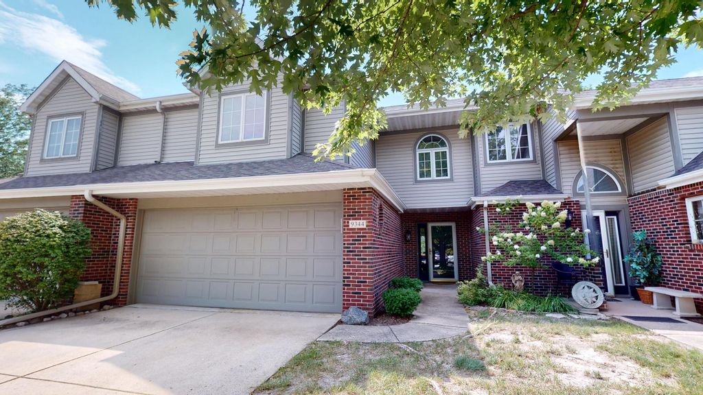 Photo of 9344 Van Buren Street, Crown Point, IN 46307 (MLS # 838097)