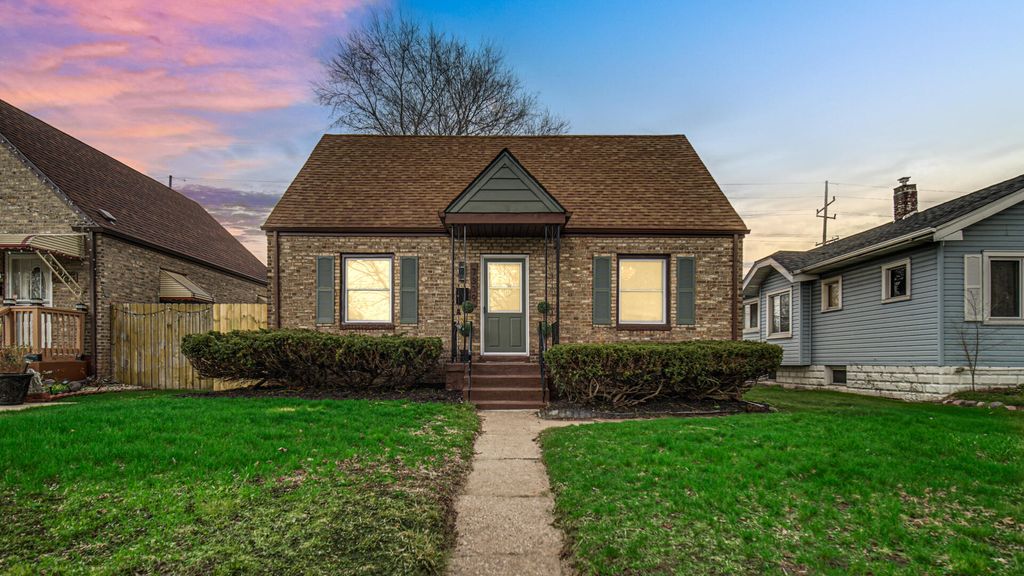 Photo of 7339 Jefferson Avenue, Hammond, IN 46324 (MLS # 836879)