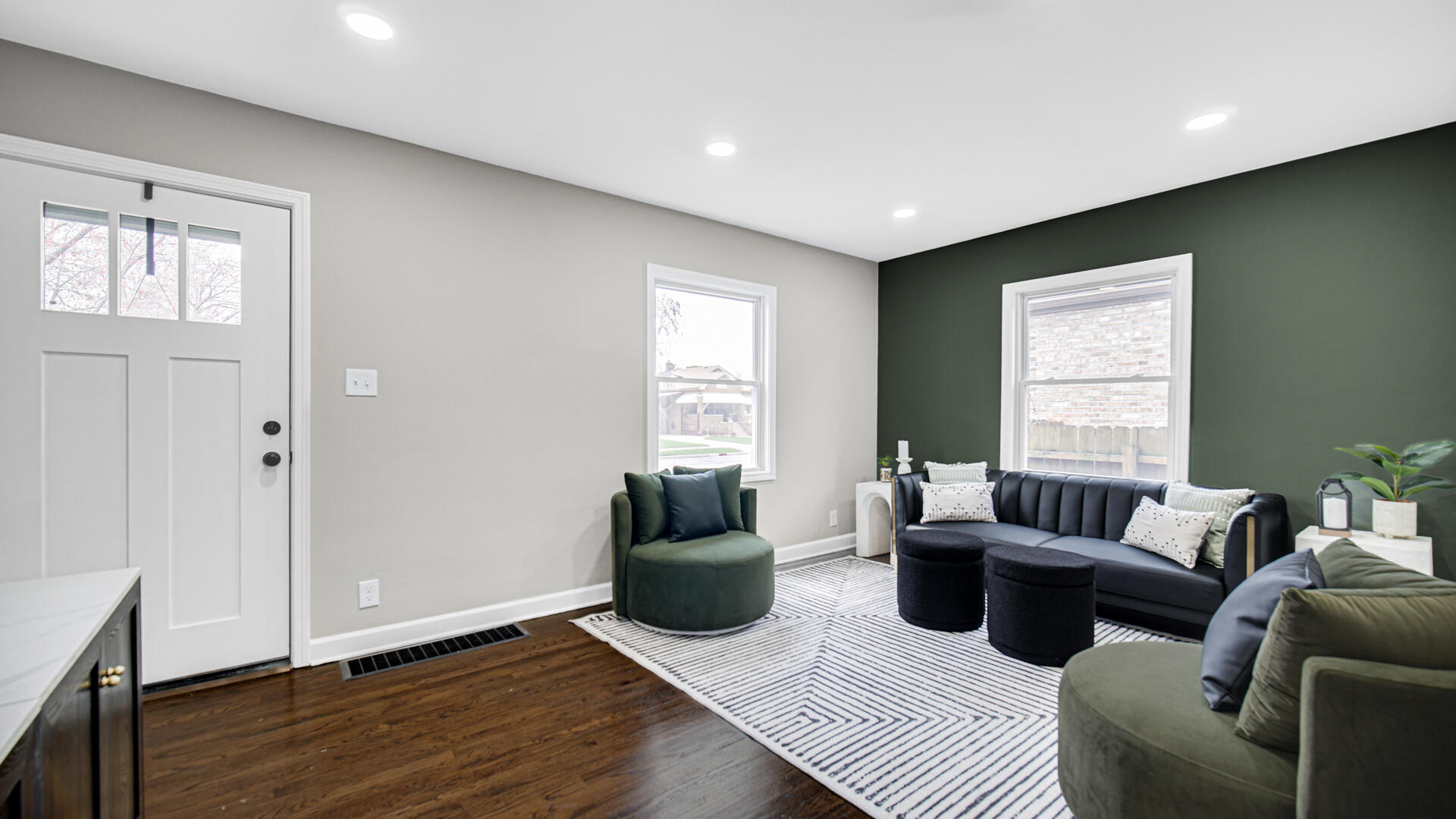 7339 Jefferson Avenue