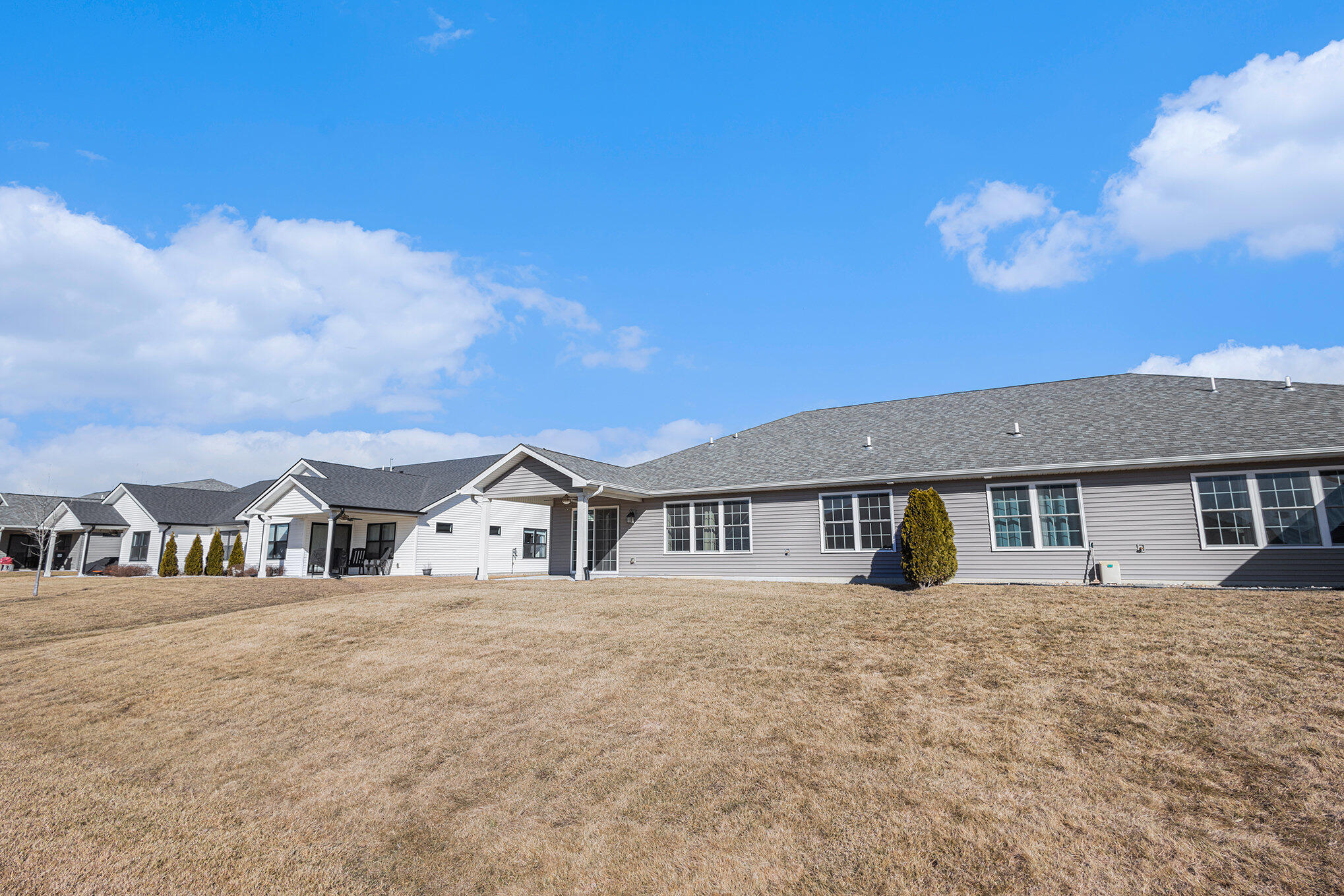 Cedar Lake, Indiana 46303, United States, 2 Bedrooms Bedrooms, ,2 BathroomsBathrooms,Residential,Pending,77716