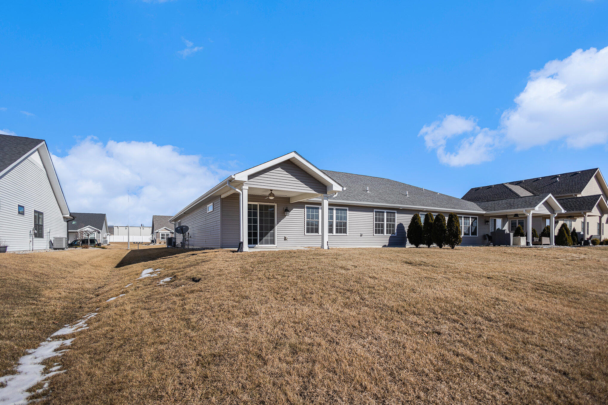 Cedar Lake, Indiana 46303, United States, 2 Bedrooms Bedrooms, ,2 BathroomsBathrooms,Residential,Pending,77716