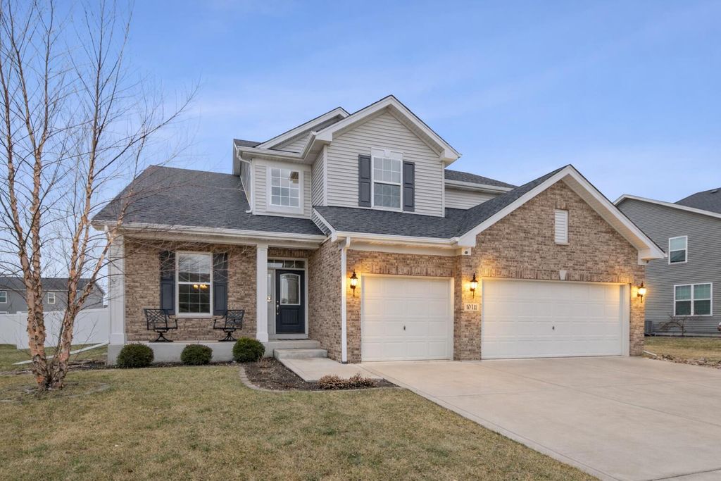 Photo of 10411 Douglas Drive, Saint John, IN 46373 (MLS # 835156)