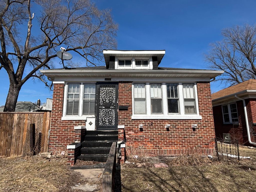 Photo of 128 W 41st Avenue, Gary, IN 46408 (MLS # 836332)