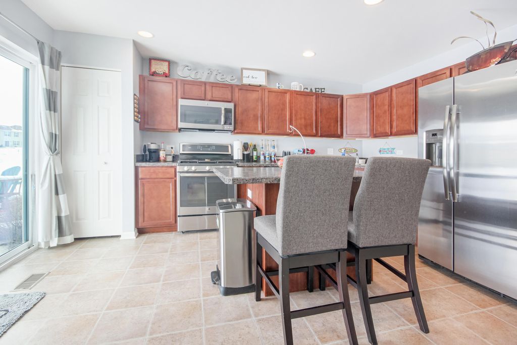 Photo of 11164 Tennessee Street, Crown Point, IN 46307 (MLS # 833665)