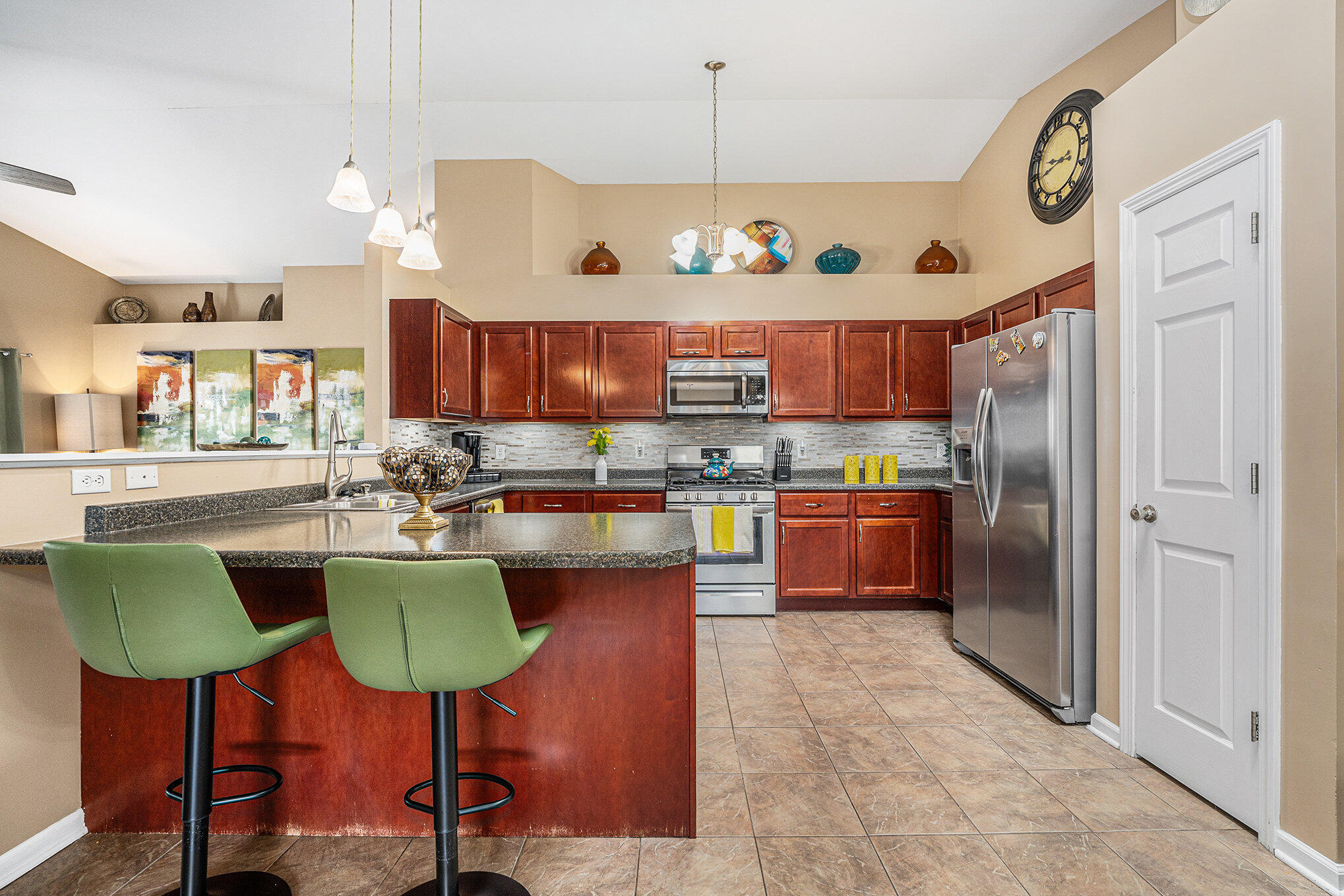 3792 W 70th Lane