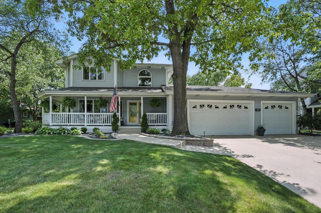 Photo of 5347 Mount Drive, Schererville, IN 46375 (MLS # 836573)