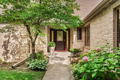 3804 Pheasant Walk Drive, Valparaiso, IN 46383 - #: 826631