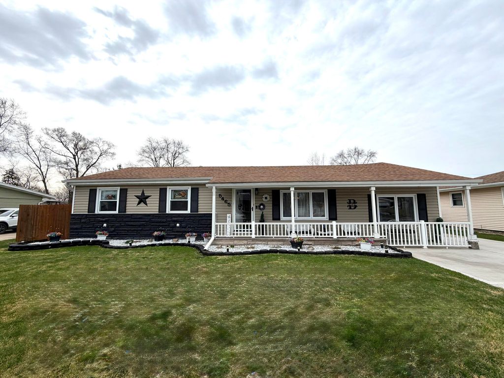 Photo of 5465 Redwood Avenue, Portage, IN 46368 (MLS # 835875)