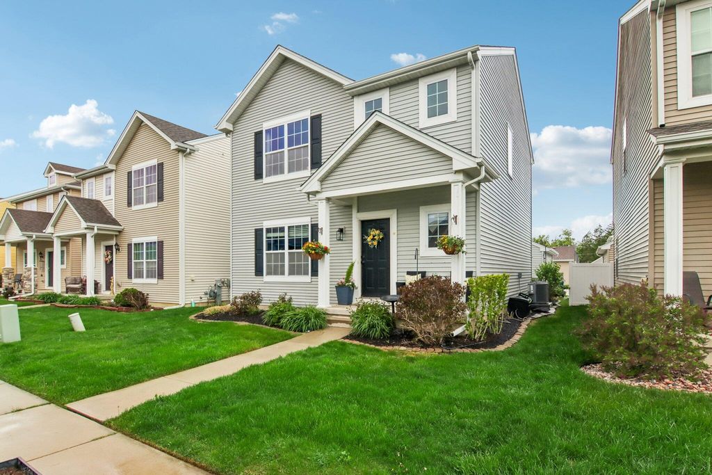Photo of 12713 Ellsworth Lane, Crown Point, IN 46307 (MLS # 838383)