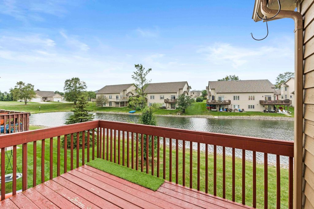 Photo of 10554 Ontario Drive, Crown Point, IN 46307 (MLS # 835805)