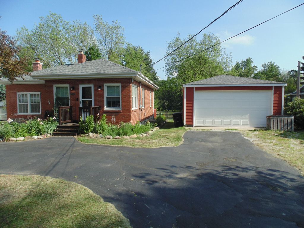 Photo of 5332 Central Avenue, Portage, IN 46368 (MLS # 839300)