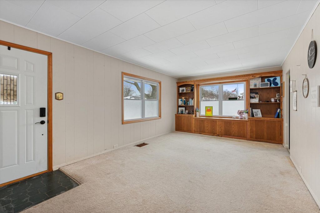 Photo of 1208 Beulah Vista Boulevard, Valparaiso, IN 46383 (MLS # 834536)