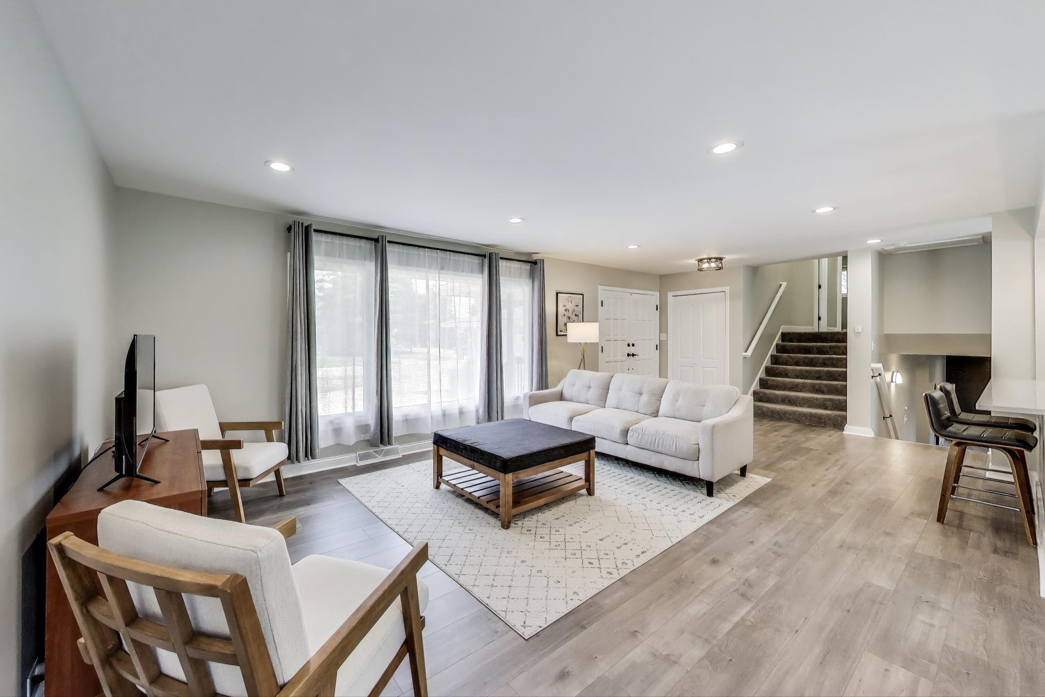 1110 Bluebird Lane