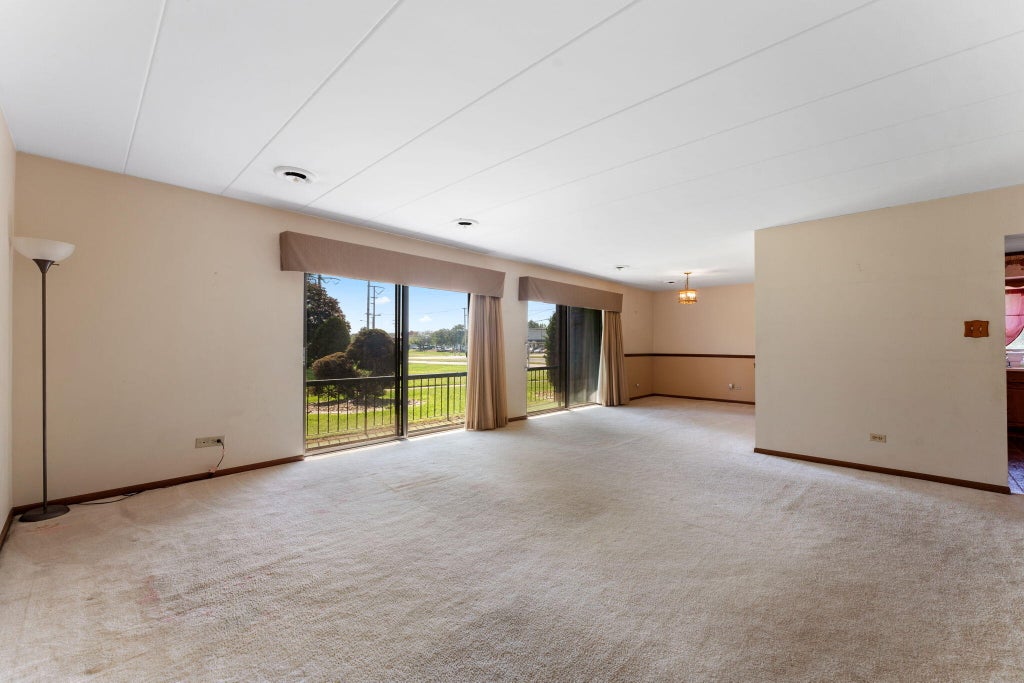 Photo of 419 Fisher Street #A, Munster, IN 46321 (MLS # 842045)