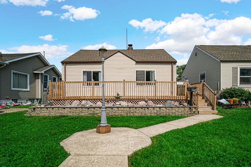 Photo of 1013 177th Place, Hammond, IN 46324 (MLS # 844709)