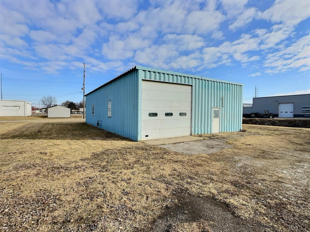 Photo of 402 E Old 41 Road, Kentland, IN 47951 (MLS # 834578)