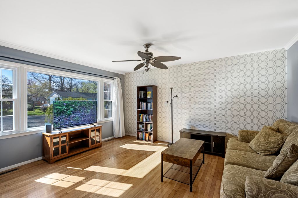 Photo of 4122 Breckenridge Avenue, Michigan City, IN 46360 (MLS # 837977)
