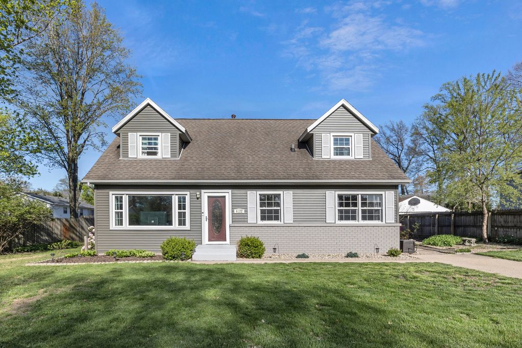 Photo of 4122 Breckenridge Avenue, Michigan City, IN 46360 (MLS # 837977)