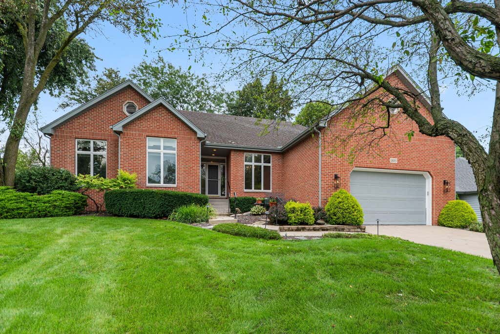 Photo of 1805 Cheyenne Circle, Valparaiso, IN 46383 (MLS # 843916)
