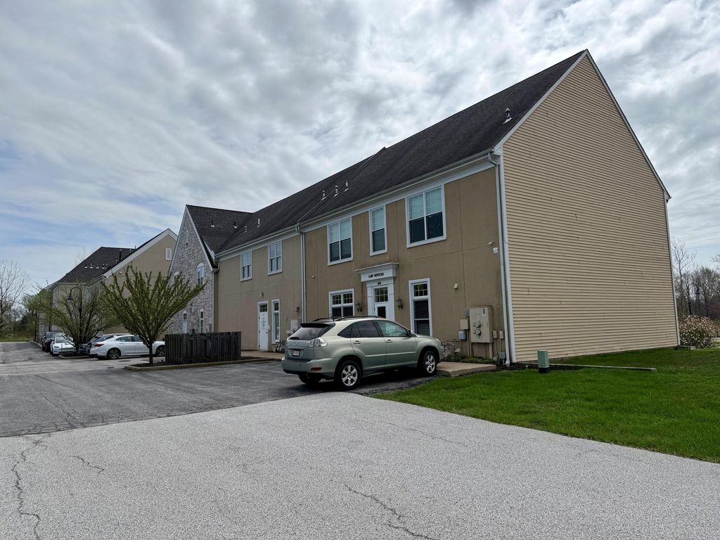 Photo of 830 E Sidewalk Road, Chesterton, IN 46304 (MLS # 837549)