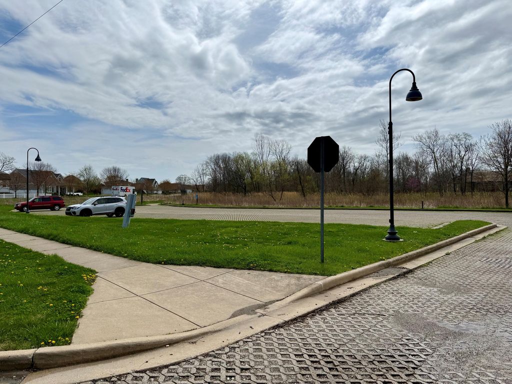 Photo of 830 E Sidewalk Road, Chesterton, IN 46304 (MLS # 837549)