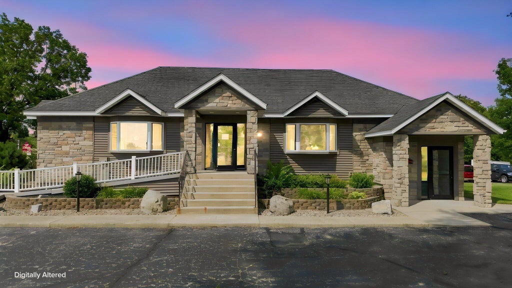 Photo of 109 S Halleck Street, DeMotte, IN 46310 (MLS # 846542)