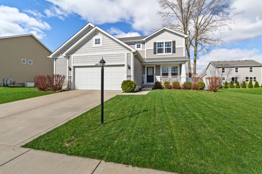 Photo of 2400 Jupiter Street, Portage, IN 46368 (MLS # 836693)