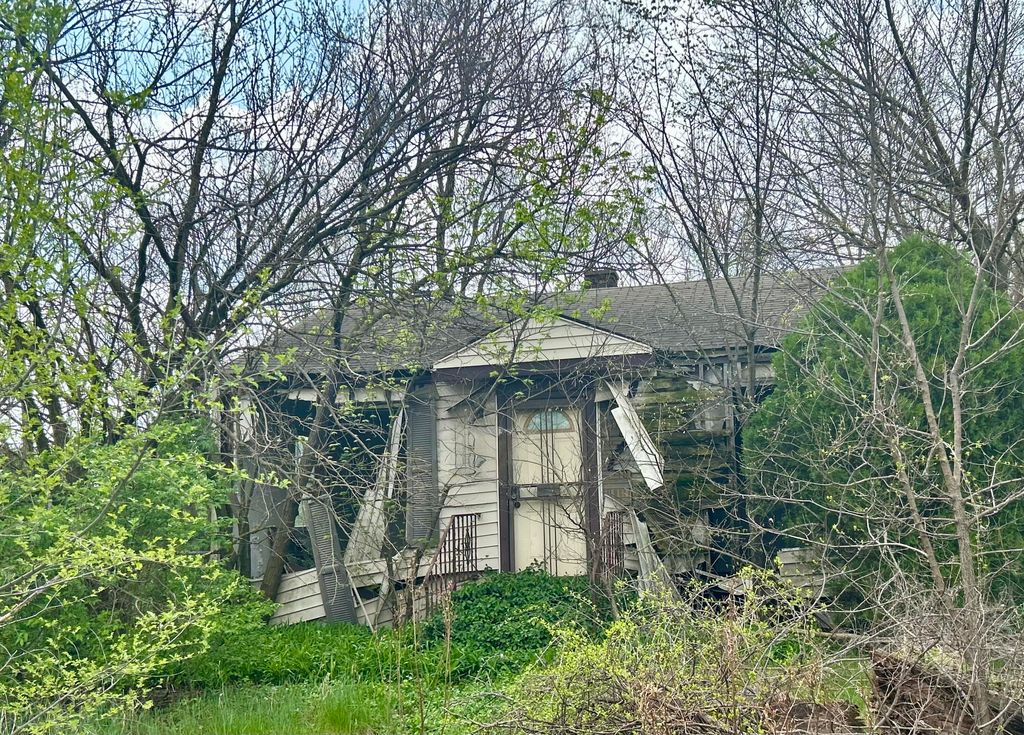 Photo of 2144 Kentucky Street, Gary, IN 46407 (MLS # 837526)