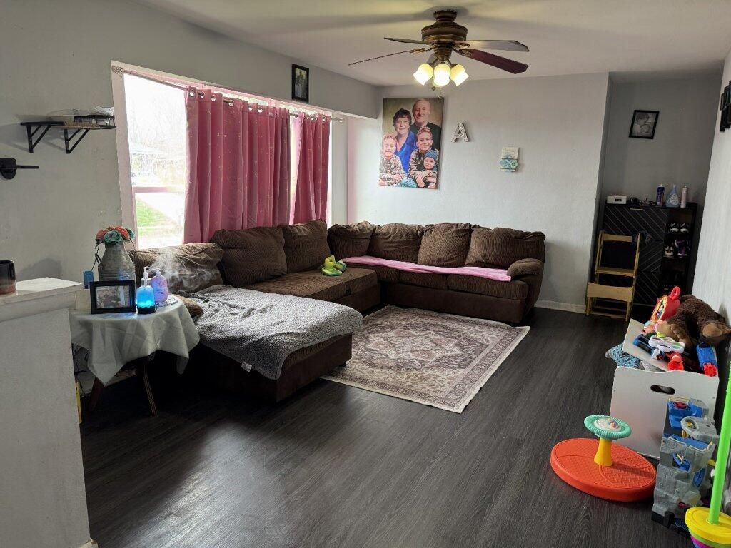 Photo of 1458 Altawood Drive, Clarksville, IN 47129 (MLS # 835417)