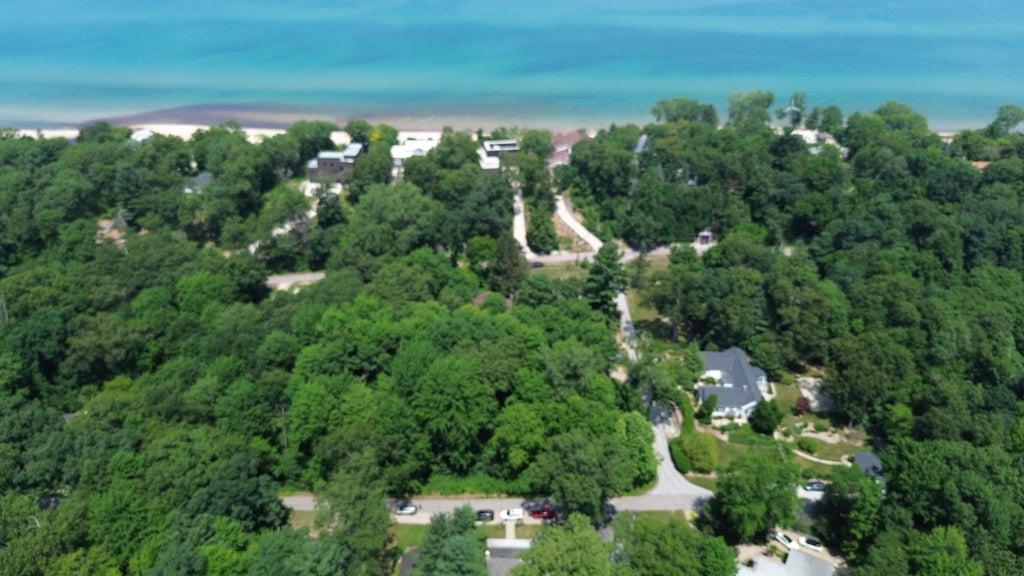 Photo of 0 W Leewater Avenue, Chesterton, IN 46304 (MLS # 842379)