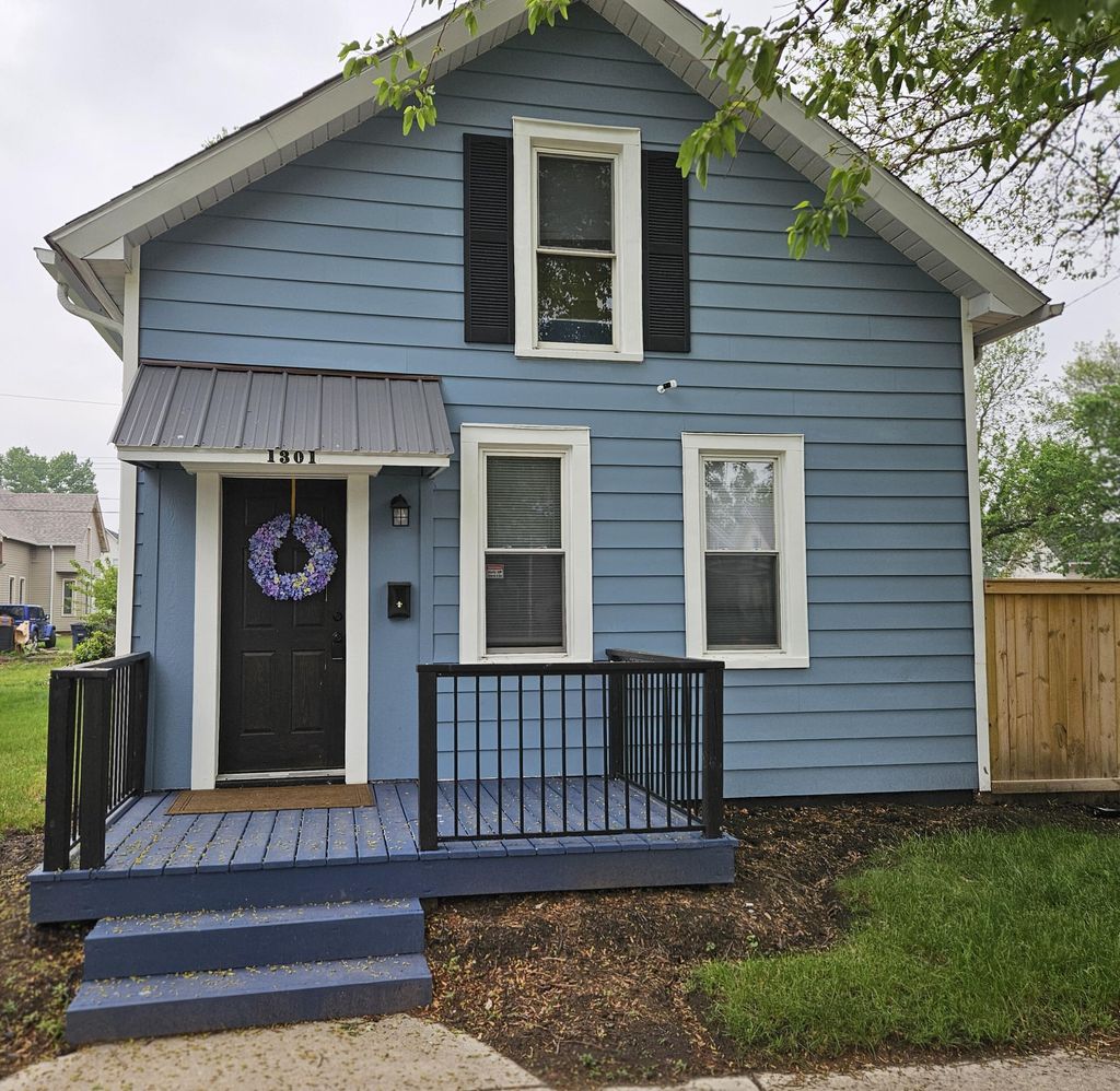 Photo of 1013 Elston Street, Michigan City, IN 46360 (MLS # 834060)