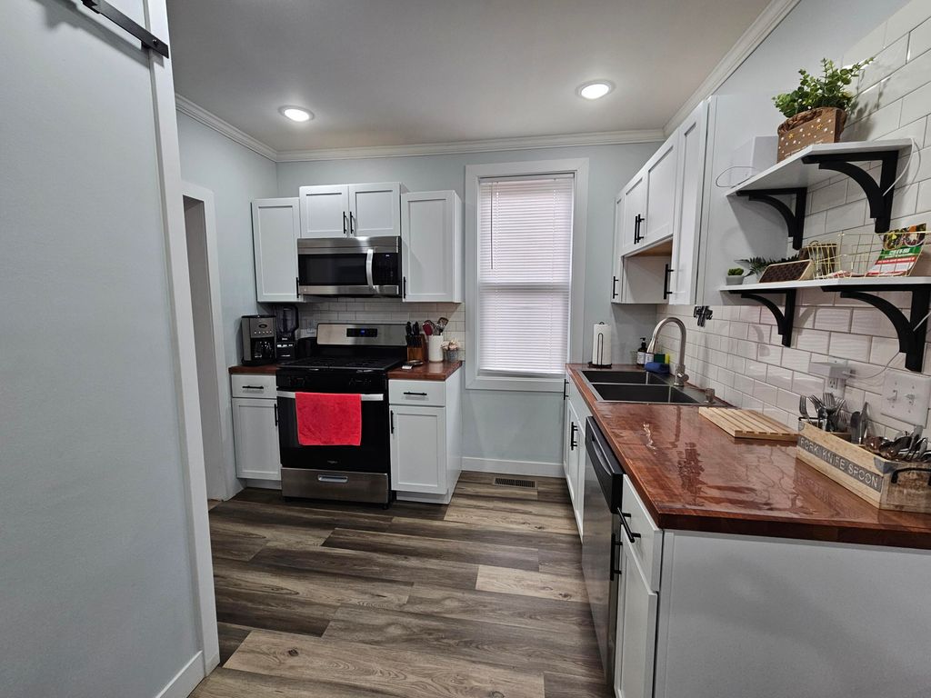 Photo of 1013 Elston Street, Michigan City, IN 46360 (MLS # 834060)